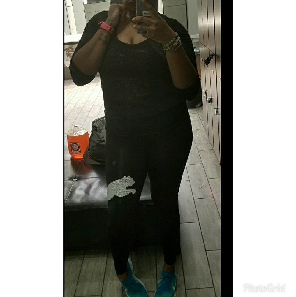 Puma Logo Black Leggings Size Med